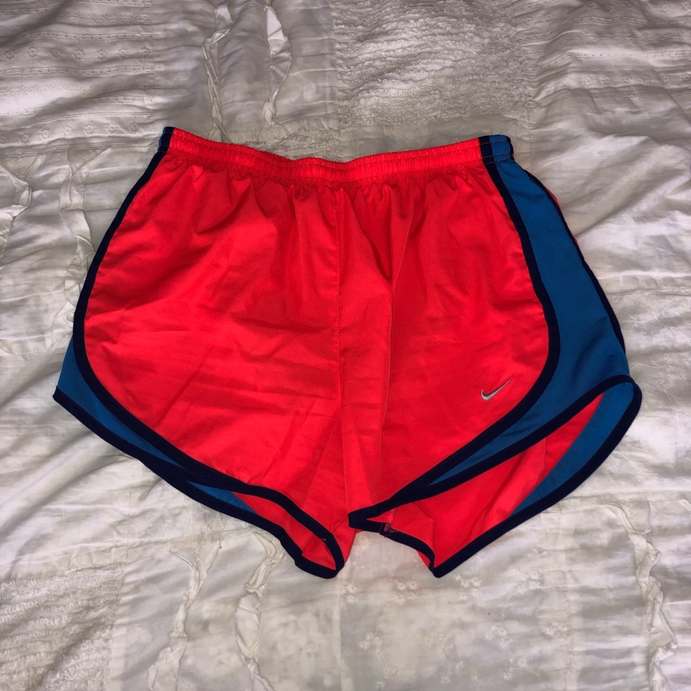 NIKE ORANGE AND BLUE NIKE TEMPO SHORTS